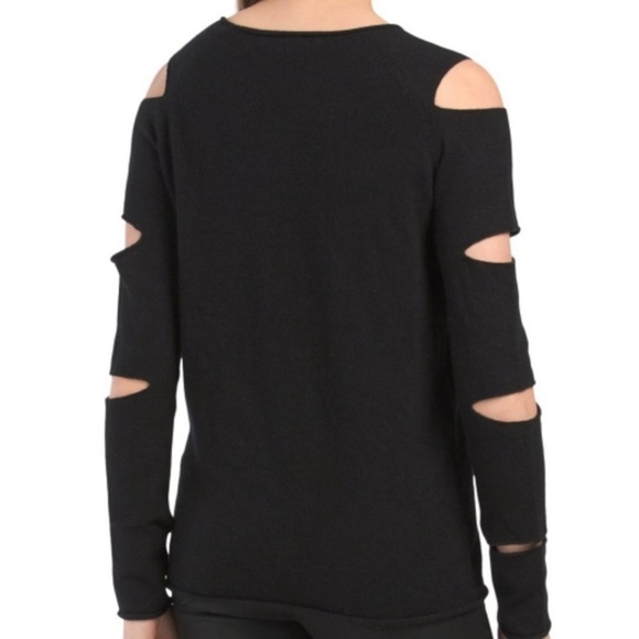 360 Cashmere Sweaters - 360 CASHMERE Black Slash Sleeve Sweater L